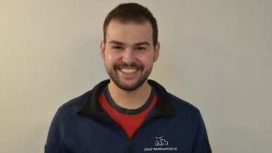 Sven Macchinetti Mitglied der Geschäftsleitung Abteilungsleiter Landmaschinen Lehrlingsausbildung Sven Macchinetti Mitglied der Geschäftsleitung Abteilungsleiter Landmaschinen Lehrlingsausbildung